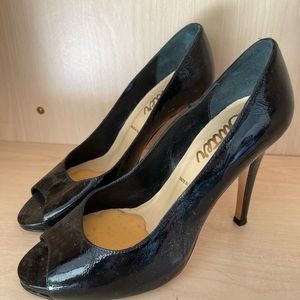 Butter - Black patent peep toe pump size 8